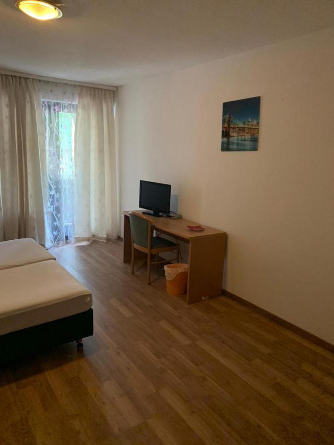 هامبورغ Grando Sukredo Hotel المظهر الخارجي الصورة